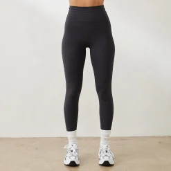Essential Leggings
