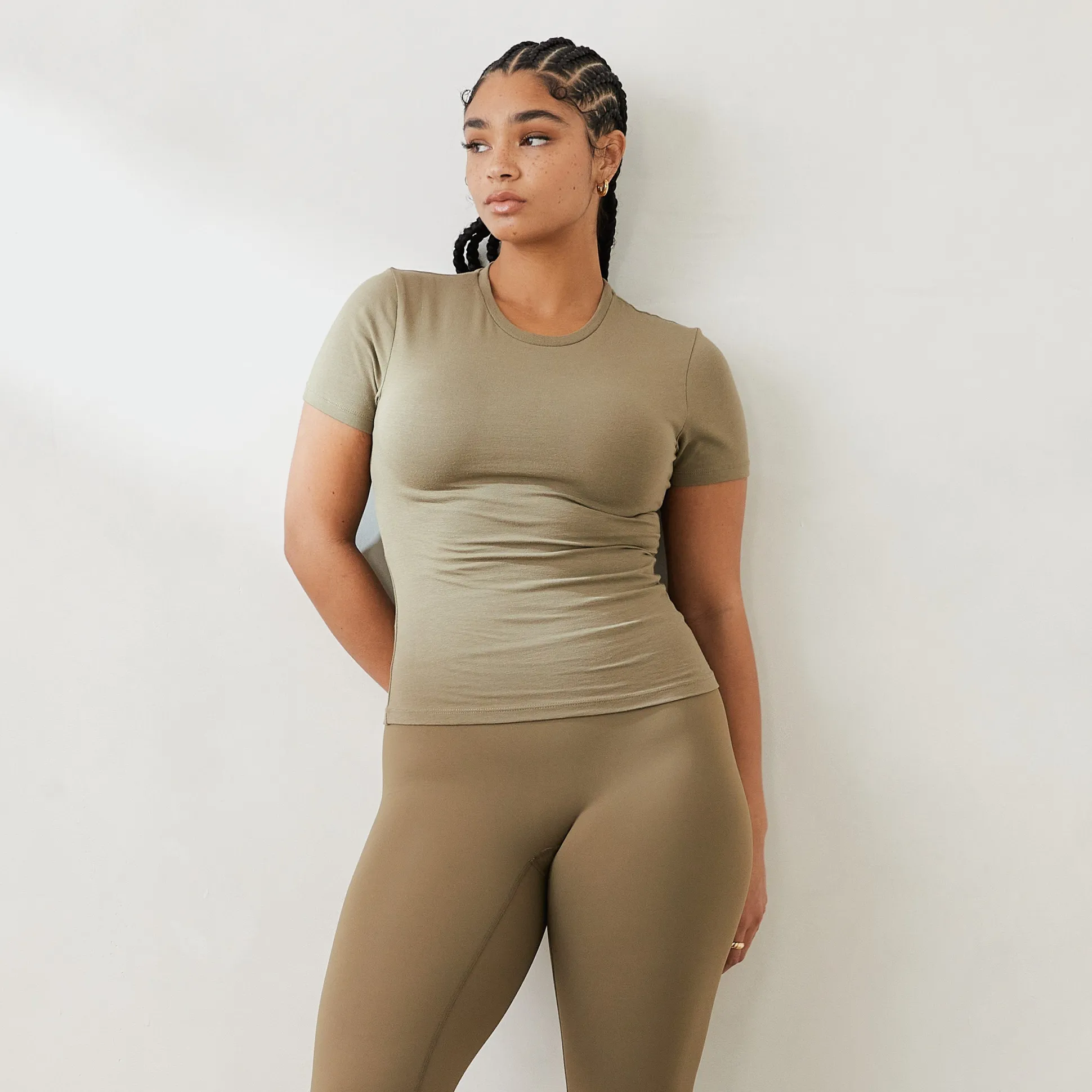 Essential Short Sleeve Fitted T-Shirt