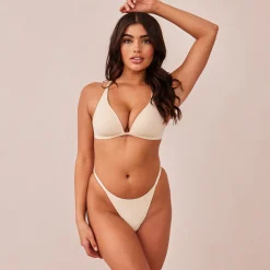 Light Non-Wired Plunge T-Shirt Bra