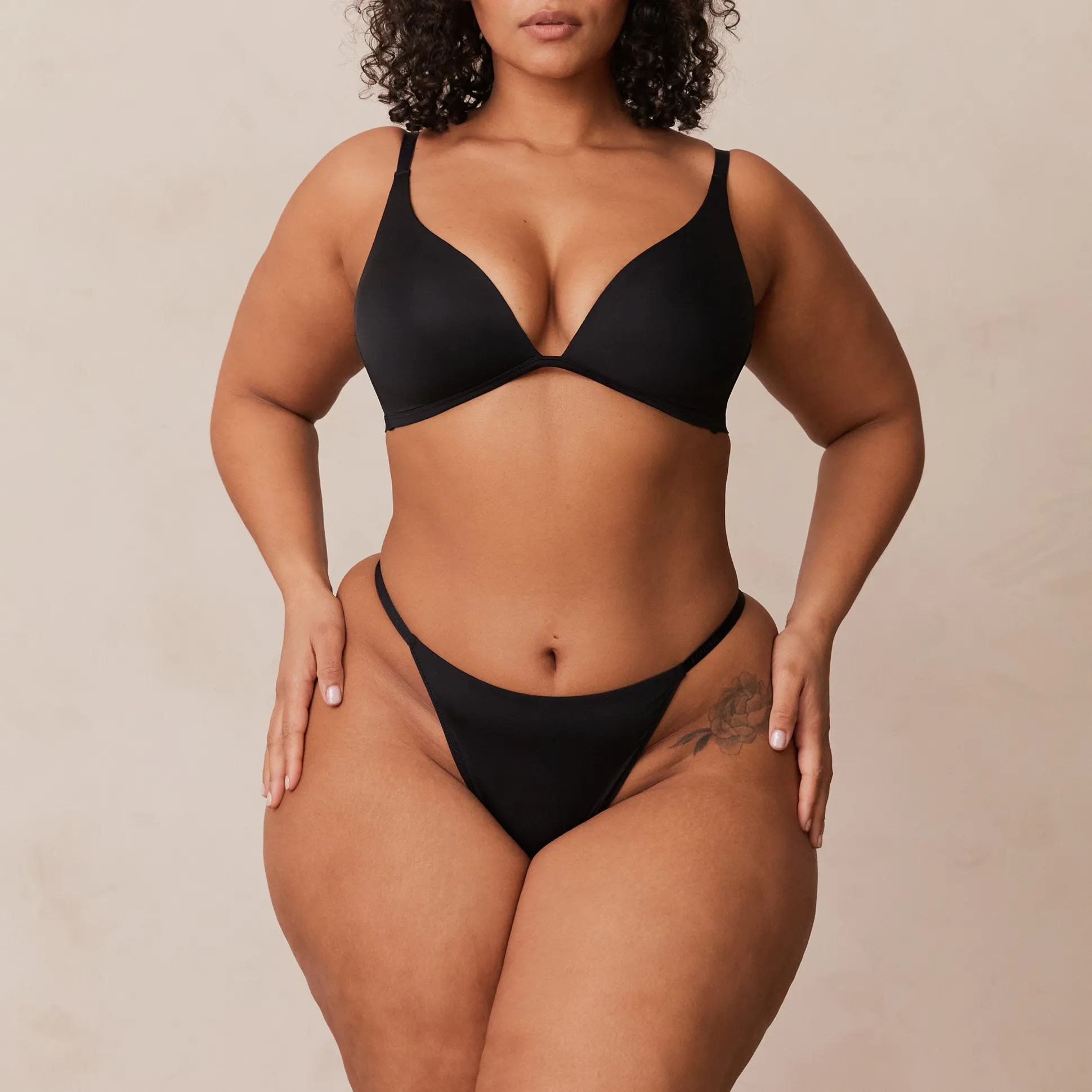Light Non-Wired Plunge T-Shirt Bra