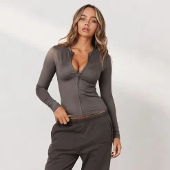 Signature Ribbed Long Sleeve Zip-Up Top