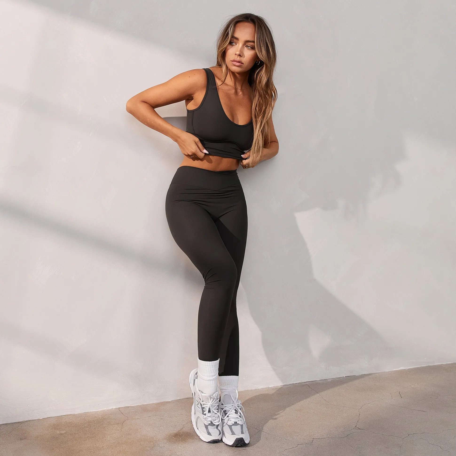 Silhouette Crossover Leggings