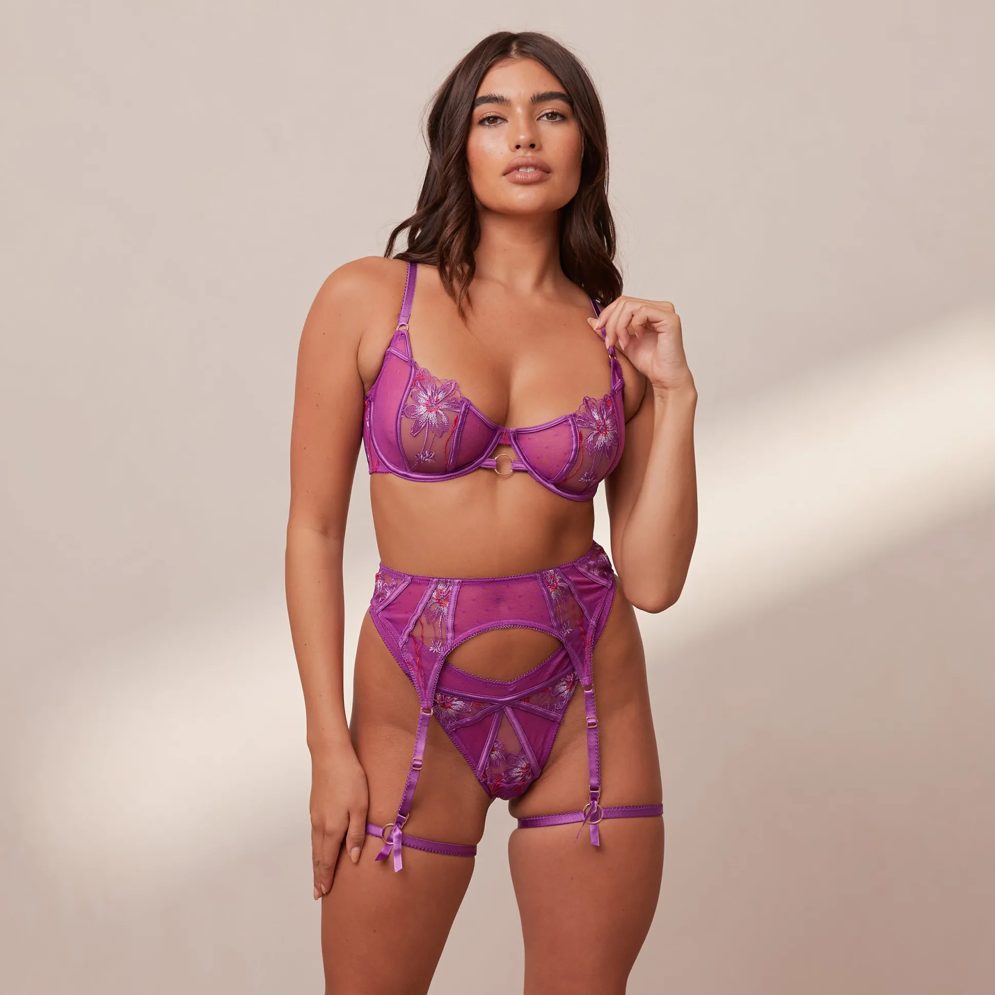 Victoria Intimates Bra (Set)